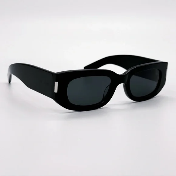 Saint Laurent | Accessories | New Saint Laurent Sl697 0  display picture 2